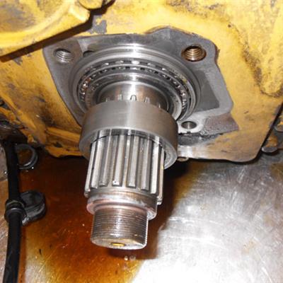 Revisie van Clark transmissies - Transmission Services